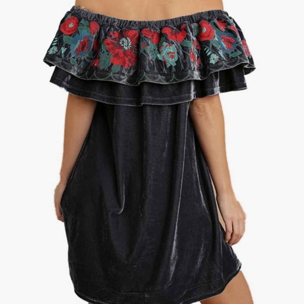 Umgee Shimmering Charcoal Blouse